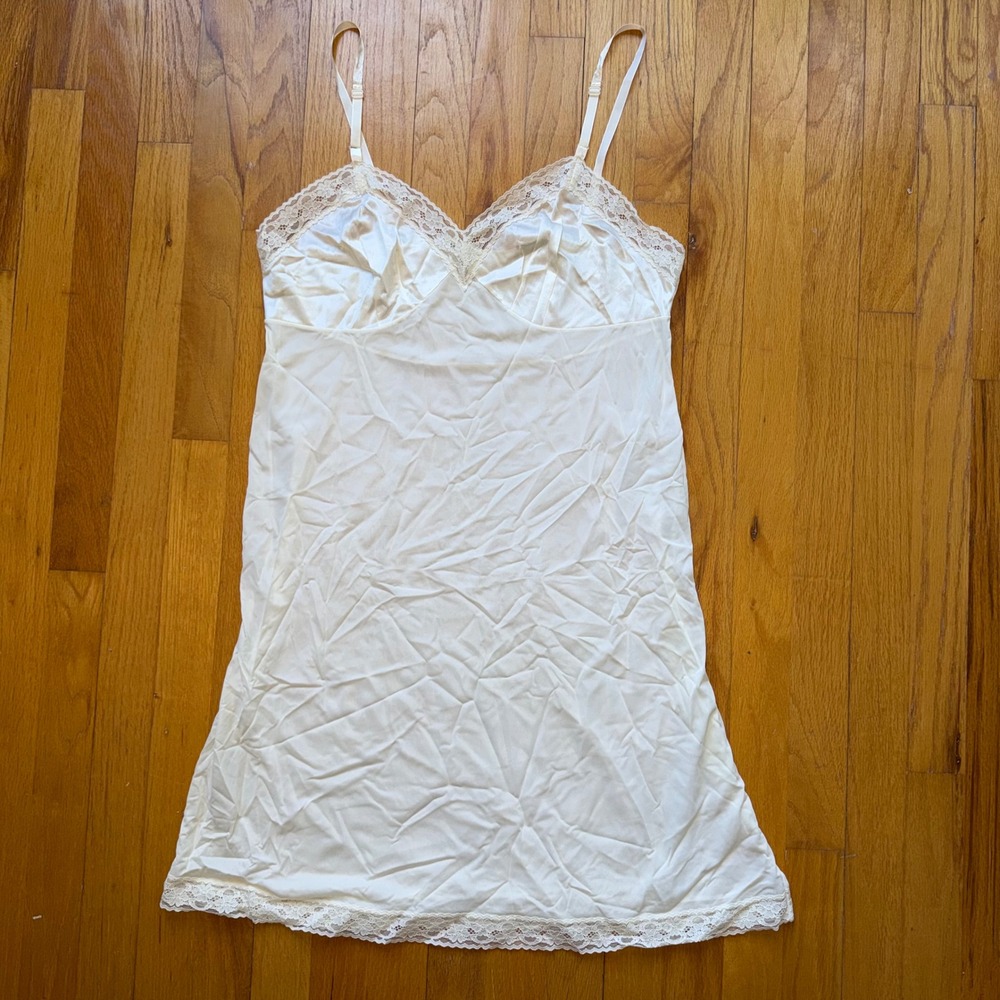 Vintage Ivory Full Slip Dress Lace Trim Adjustable Straps Off White Lingerie 36" - Picture 1 of 8